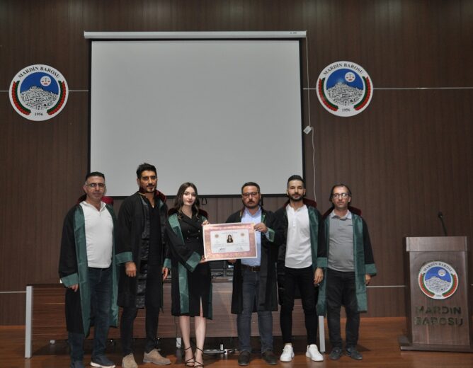 Av. Berivan Ateş Ruhsat Töreni